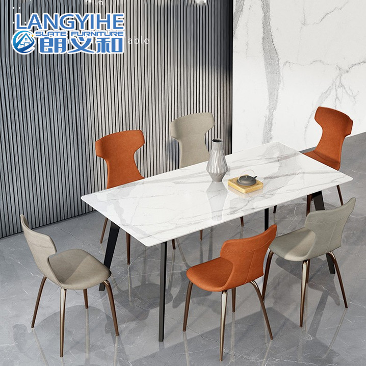 De Minimalistische Rechthoekige Marmeren Noordse Eettafel van de rotsplak